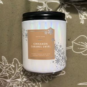 Cinnamon caramel swirl candle